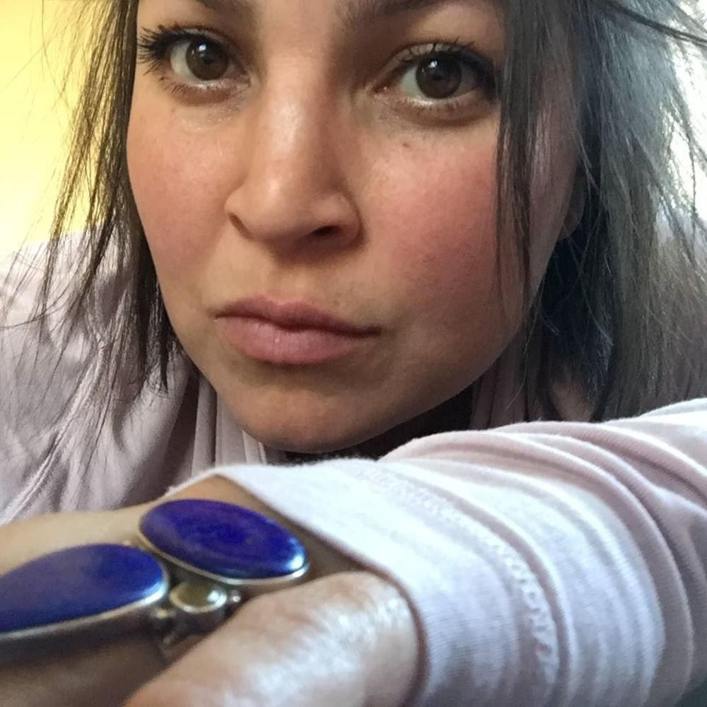 Meet your Posher, Kaya